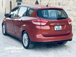  6 فورد C-MAX موديل 2018 بحاله ممتازه