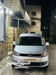  1 6+1 Caddy 2015 للبيع