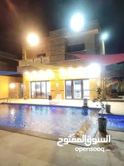 7 شاليه مميز  للبيع