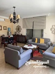  10 فيلا مستقلة فاخرة للبيع أو للايجار في ام اذينة