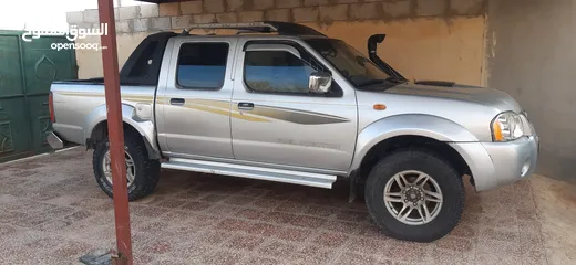  16 بكب نيسان بلدي 4×4 فورويل موديل 2004