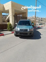  2 جيب هونداي توسان 2005 للبيع