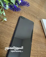  10 متوفر جهاز Xiaomi Mi 11 Lite بكرتونته مع كافة أغراضه مع هدية Air pods جديد