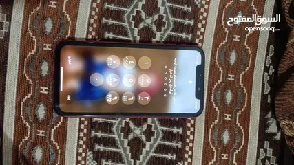  3 ايفون 11 64 جيجا لون احمر