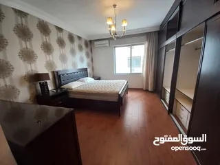  7 شقة مفروشة للإيجار 200م2 ( Property 15799 )-175072921