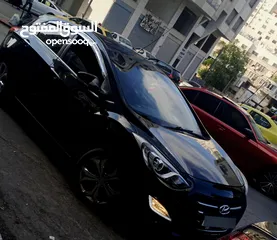 1 هونداي i30 ممتازي  2013
