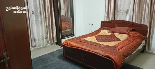  6 شقه مفروشه للايجار الشهري 2150 تشمل المياه وخدمات الدرج