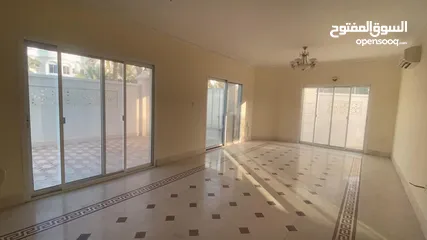  12 6Me28-Fabulous 5BHK Villa for rent in Qurm, Al Sarooj Street