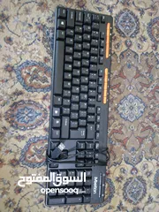  2 كمبيوتر للبيع  بحاجة إلى شاشة فقط