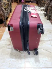  9 حقائب سفر للبيع