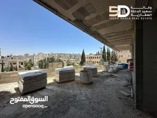 6 شقة سكنية عظم بمساحة واسعة طابق اول مع ترس بالقرب من وسط البلد مقابل مدرس بنات جنين الثانوية
