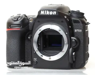  1 كاميرا نيكون 7500