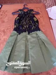  16 فساتين سهره بحاله جيده جدا بدله  اطفال لعمر 4 سنين 4 دنانير  بدله اطفال لعمر 8 سنين سكني بسعر 4