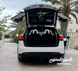  6 Tesla model X 2020