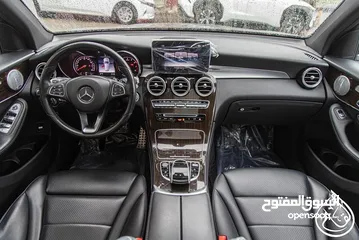  2 Mercedes GLC 300 2018