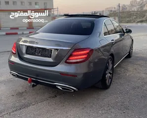  6 Mercedes E220d