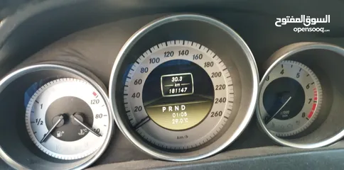  7 مرسيدس 2012 C200 AMG للبيع على الكاش اتومات وتوب ترينك وغيار اسبورت 7غيار فل اضافات بانورما مع فتحه