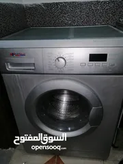  2 غساله ناشونال بحاله الوكاله استخدم شهر فقط بسعر مغري جدا موجوده بالزرقاء