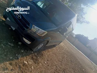  2 باص فان هونداي H350 2018 طالع من الوكاله 2022 ماشي 60 الف كيلو فقط  الباص نظيف جدا ما شاء الله