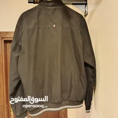  4 جاكيت ALVIN الاصلي دبل فيس يلبس على الجهتين الجكيت مستعمل استعمال خفيف وبحال الجديد