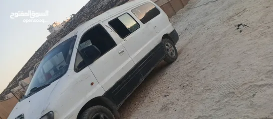  3 ايمن ابو مؤمن