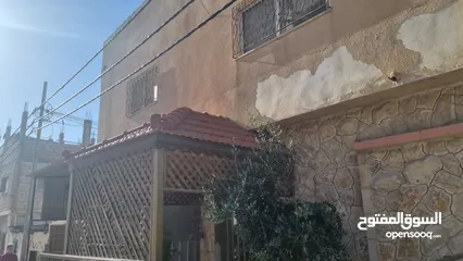  20 منزل ارضي جزء من بناء مفروز للبيع