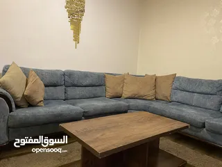  4 كورنر كبير