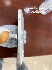  5 آيفون 14 ابيض