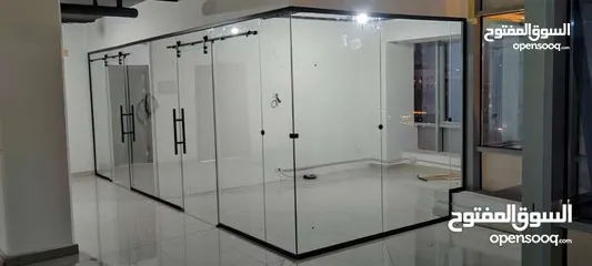  17 اعمال زجاج وسكريت