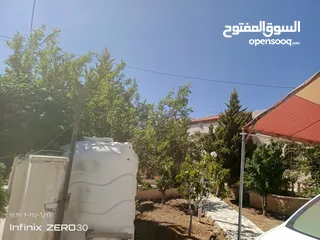  4 بيت حجر مستقل للبيع