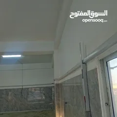 5 مخازن صناعات خفيفة عدد2 بالإضافة إلى  غرف خدمات عدد2