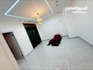  3 تملك شقة ارضيه خلف مستشفى ابو ريا شارع الالتفافي الطيرة