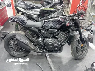  3 هوندا CB1000R موديل 2023