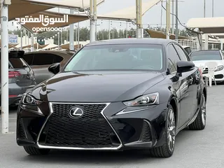  3 LEXUS iS  300 SPORTS 2020