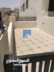  1 شقة فاخرة للبيع في الكرسي - خلف إدارة السير 165م مع ترس 25م تشطيب سوبر ديلوكس لم تسكن