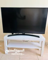  2 LG TV 43 inch