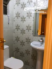  22 شقة للايجار
