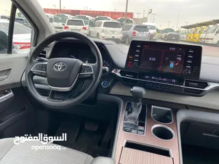  7 Toyota sienna 2021