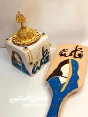  4 فرش شعر مرسوم عليها حسب الطلب ويتوفر رسم اشخاص مناسبة ك هدية رح يحبوها كتير سعرها رخيص بس بتصنع اثر