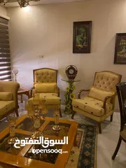  4 كنب للبيع مع طوايل اتسعمال خفيفي جدا و نظيف