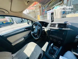  6 جتا 2015 فل إضافات مع فتحة سقف. السيارة موجودة برام الله. سعر حرق.