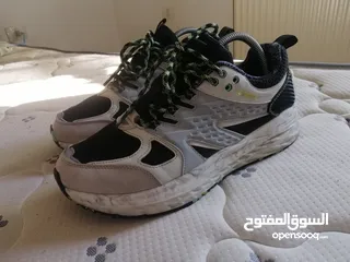  6 شوز رياضي صيني اصلي نوعه qiaodan بحالة ممتازة  بسعر 10 د الموقع عمان البيادر منطقة ابو السوس