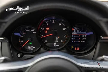  19 Porsche Mecan 2.0L Turbo وارد وكالة نقل