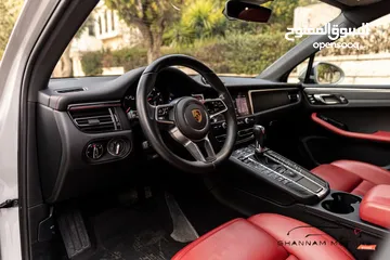  25 Porsche Mecan 2.0L Turbo وارد وكالة نقل