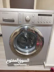  1 غسالة دايو ممتازة للبيع