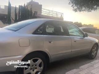  3 اودي A4 موديل 1998 للبيع