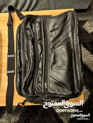  2 شناتي (حقائب) جلد طبيعي .