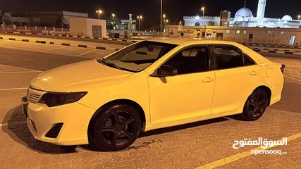  7 TOYOTA CAMRY V4 GCC 2013 MODEL URGENT  FORSALE IN EXCELLENT CONDITION NEGOTIABLE PRICE  E