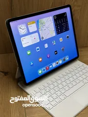  2 iPad Pro 12.9 256 M1 W Magickeyboard