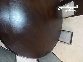  1 طاولة سفرة خشب زان في حالة الجديد